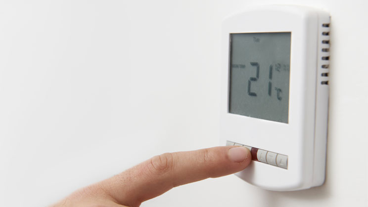 Cómo ahorrar en calefacción de manera fácil, rápida y económica